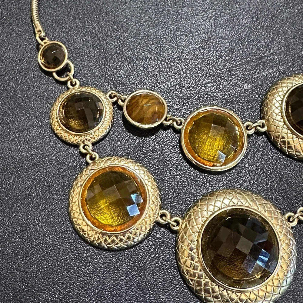 Liz Claiborne Vintage 1990’s Gold Tone Statement Necklace With Faucet Cabochons